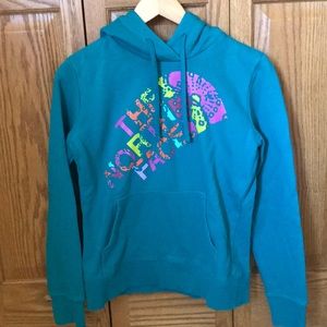 Women’s North Face hooded sweatshirt. Size S.
